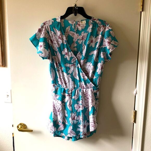 Japna Romper Size L Tropical Print Gently Used - Picture 1 of 4